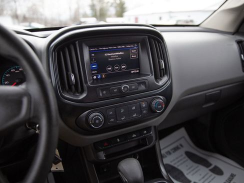 Certified 2022 Chevrolet Colorado W/T image 14