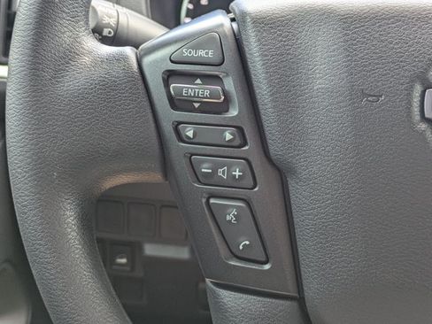 Certified 2025 Nissan Frontier SV AWD/4WD image 26