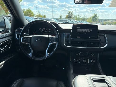 Used 2021 Chevrolet Tahoe Z71 w/ Z71 Signature Package AWD/4WD image 32
