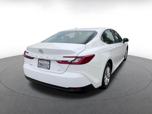 Used 2025 Toyota Camry LE image 14