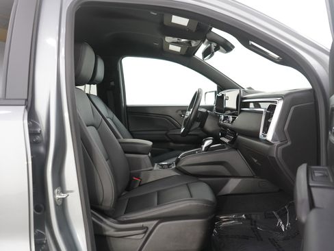 Used 2025 GMC Canyon Elevation w/ Convenience Package image 11