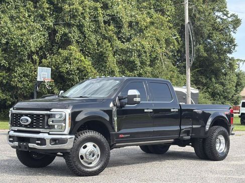 Used 2024 Ford F350 Lariat w/ Lariat Ultimate Package AWD/4WD image 1