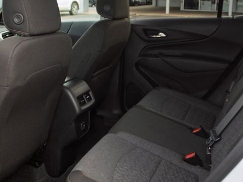 Used 2024 Chevrolet Equinox LT image 12