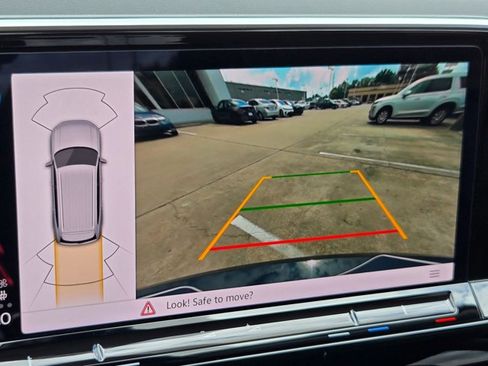 Used 2024 Volkswagen Atlas SE w/ Black Wheel Package FWD image 15