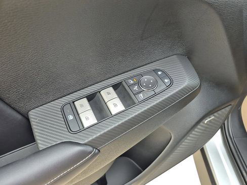 New 2026 Mitsubishi Outlander SE image 25