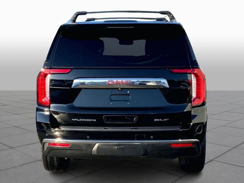 Used 2021 GMC Yukon SLT w/ SLT Luxury Plus Package image 4
