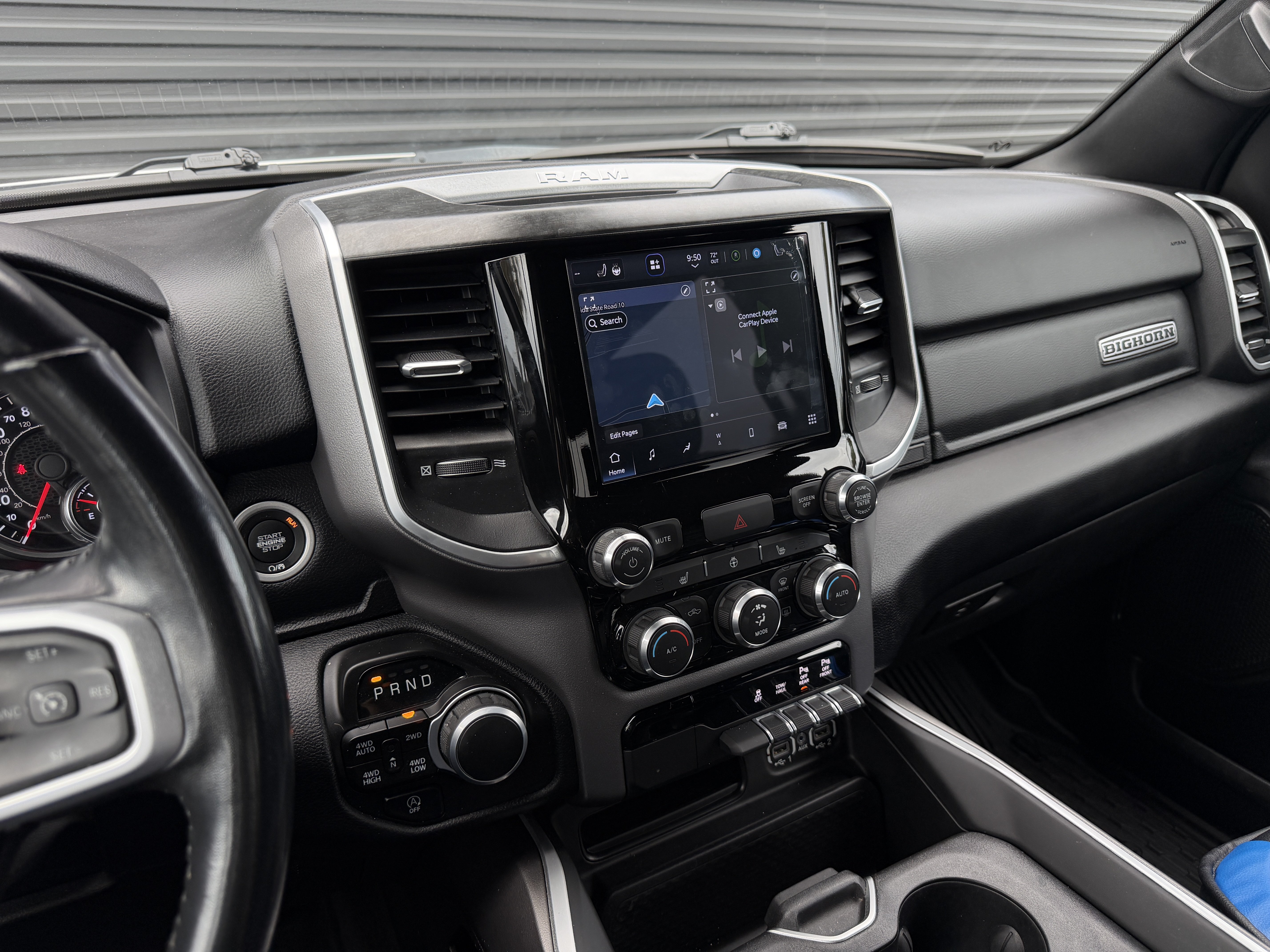 Used 2022 RAM 1500 Big Horn AWD/4WD image 23