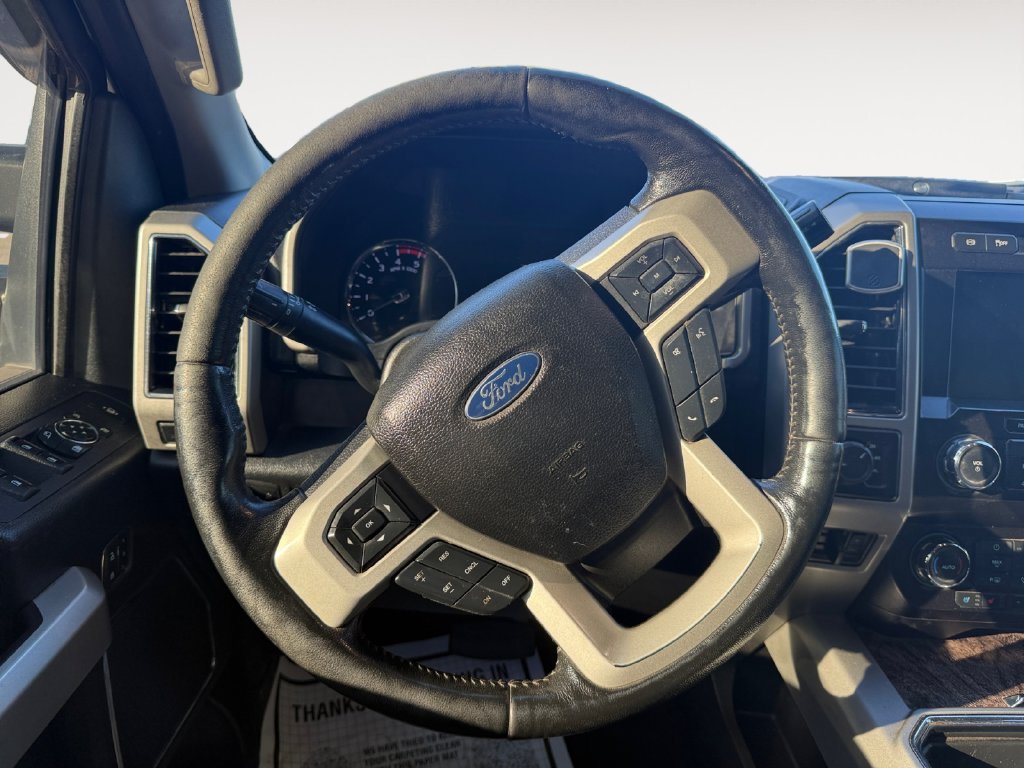 Used 2019 Ford F250 Lariat w/ Lariat Ultimate Package AWD/4WD image 12