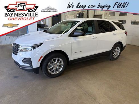 Used 2024 Chevrolet Equinox LS w/ LS Convenience Package AWD/4WD image 1