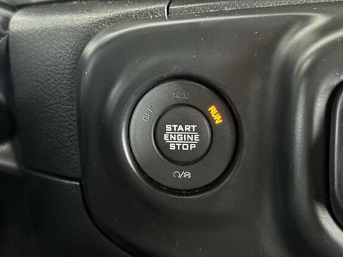 Used 2022 Jeep Wrangler Unlimited Sport AWD/4WD image 19