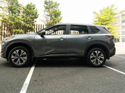 Used 2023 Nissan Rogue SV AWD/4WD image 6