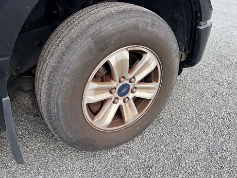 Used 2016 Ford F150 XL w/ Equipment Group 101A Mid RWD image 5