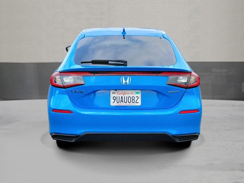 Used 2025 Honda Civic Sport image 4