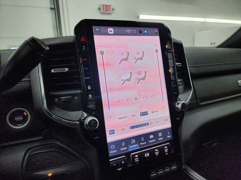 Used 2025 RAM 3500 Laramie image 51