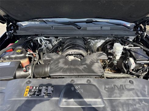 Used 2017 GMC Yukon Denali AWD/4WD image 11