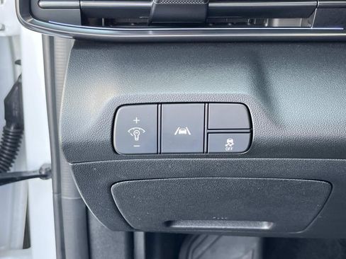 Used 2023 Hyundai Elantra N Base image 28