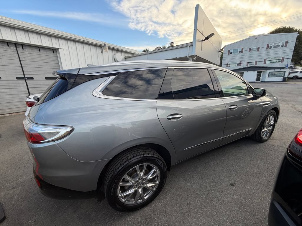 Used 2023 Buick Enclave Essence w/ Experience Buick Package AWD/4WD image 6