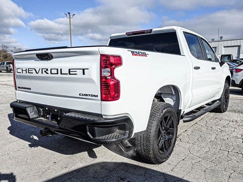Used 2026 Chevrolet Silverado 1500 Custom Trail Boss w/ Turbomax Blackout Package image 6