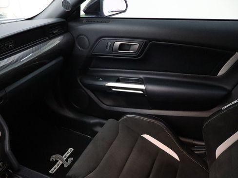 Used 2021 Ford Mustang Shelby GT500 w/ Technology Package image 23