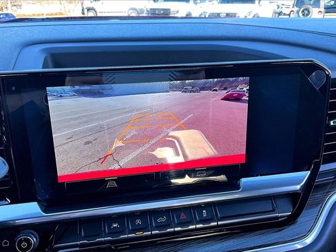 Used 2022 Chevrolet Silverado 1500 LT image 22