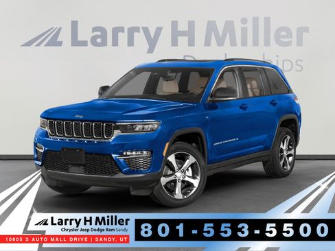 Used 2022 Jeep Grand Cherokee Trailhawk AWD/4WD image 1