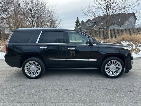 Used 2019 Cadillac Escalade Platinum image 5