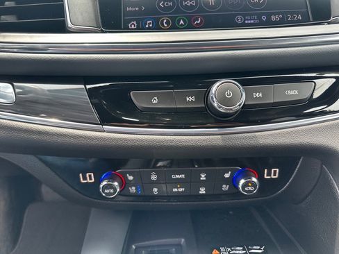 Used 2024 Buick Enclave Premium image 15