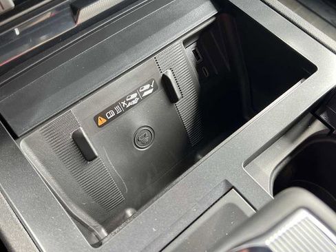 New 2026 GMC Hummer EV 4x4 Crew Cab image 7