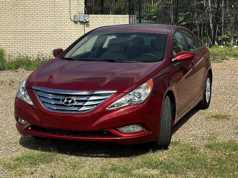 Used 2013 Hyundai Sonata GLS w/ Popular Equipment Pkg FWD image 16