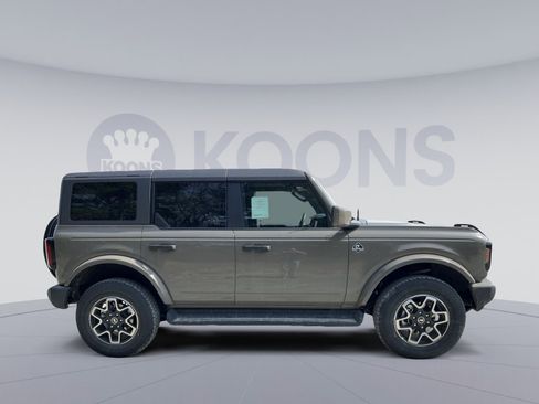 New 2026 Ford Bronco Outer Banks image 8