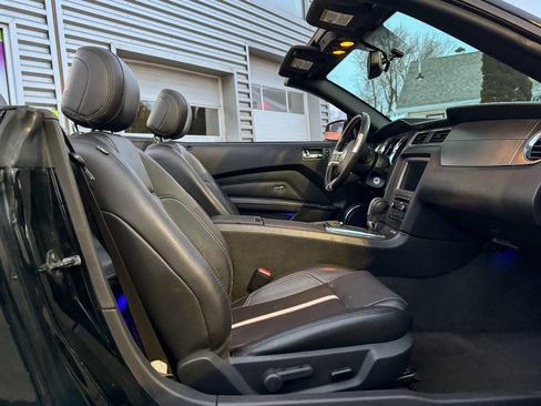 Used 2013 Ford Mustang GT Premium w/ Electronics Pkg image 12