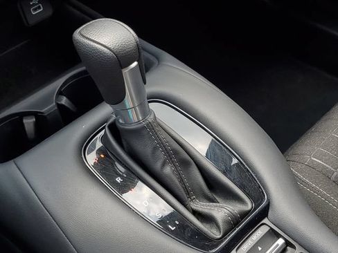Certified 2024 Honda HR-V LX image 16