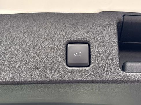 New 2026 Ford Escape SE image 13