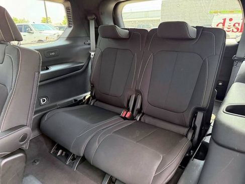 Certified 2025 Jeep Grand Cherokee L Laredo w/ Luxury Tech Group I AWD/4WD image 14