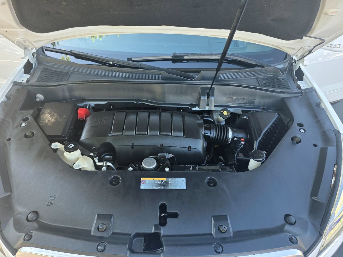 Used 2017 GMC Acadia Limited SLT FWD image 16
