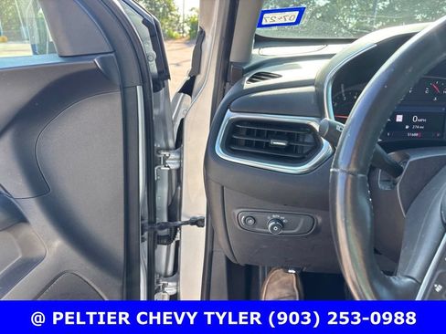 Used 2022 Chevrolet Equinox LT FWD image 11