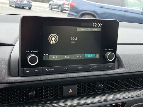 Used 2024 Honda CR-V EX image 3