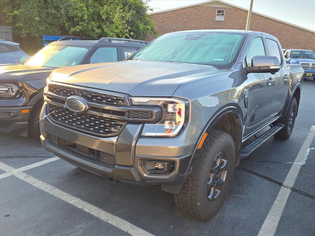 Used 2024 Ford Ranger Lariat w/ FX4 Off-Road Package AWD/4WD image 2