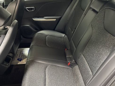 Used 2025 Kia K4 GT-Line image 21