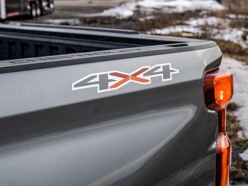 Used 2021 Chevrolet Silverado 1500 Custom w/ LPO, Dark Essentials Package image 10