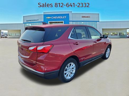 Used 2020 Chevrolet Equinox LT w/ Driver Convenience Package FWD image 7