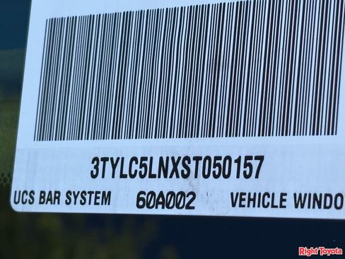 Certified 2025 Toyota Tacoma Limited AWD/4WD image 34