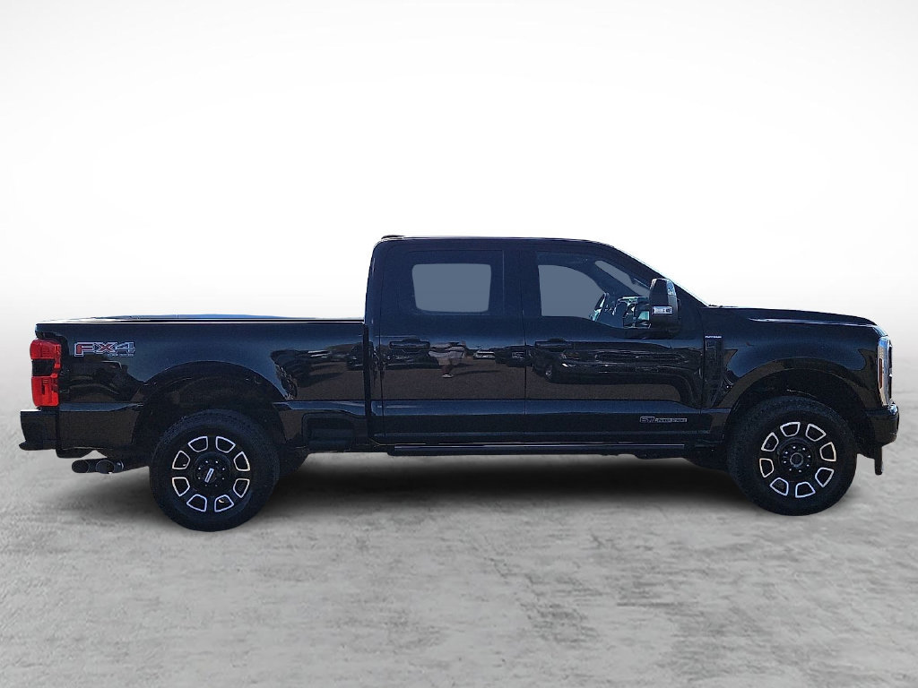 Used 2025 Ford F250 Platinum w/ FX4 Off-Road Package AWD/4WD image 12