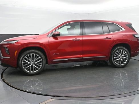 New 2026 Buick Enclave Avenir w/ Super Cruise Package image 2
