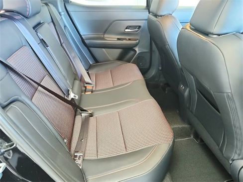 New 2026 Nissan Kicks SR image 38