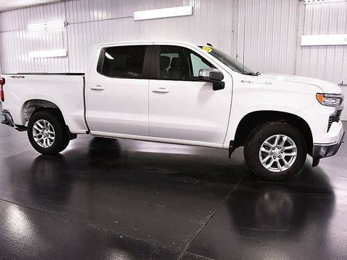 Used 2022 Chevrolet Silverado 1500 LT image 8