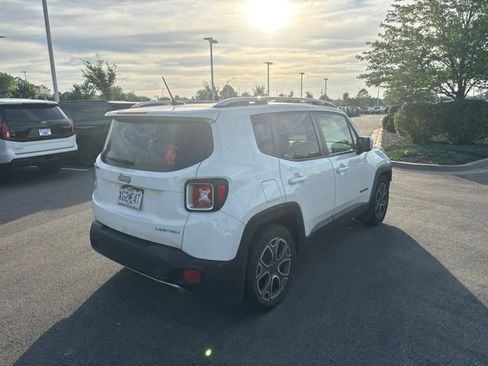 Used 2017 Jeep Renegade Limited FWD image 4