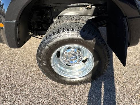 Used 2018 Ford F350 Limited image 17