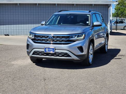 Certified 2023 Volkswagen Atlas SE w/ Panoramic Sunroof Package AWD/4WD image 3