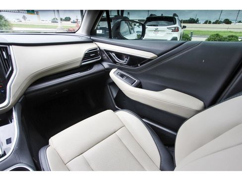Used 2024 Subaru Outback Limited AWD/4WD image 10